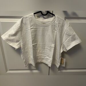 GAP x Béis cropped white tee